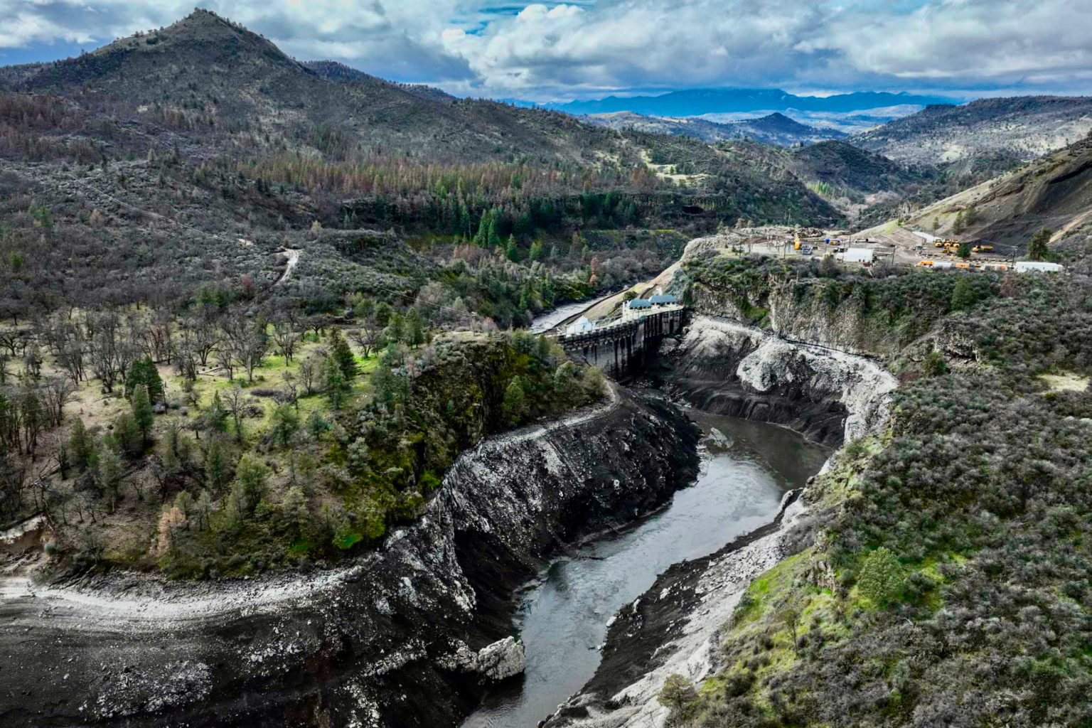 Klamath Dam Removal: Who Will Get Once-Submerged Land? - WaterWatch